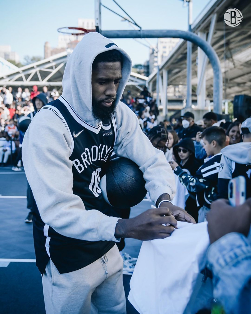 新奥尔良鹈鹕训练开放日，转会期战术微调引欢呼，NBA常规赛在即，医务组通报恢复的简单介绍免费游戏下载中心